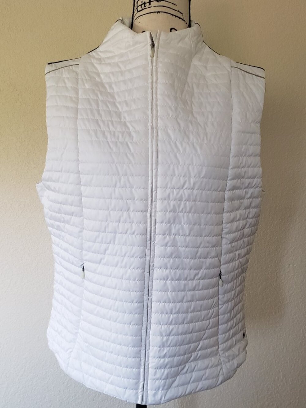 ADIDAS PUFFER VEST